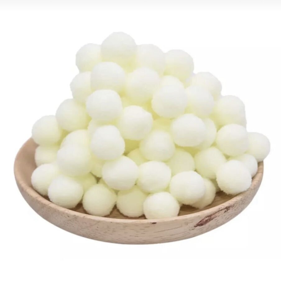 Krem 2 cm Peluş Ponpon 100’lü Paket – El İşi ve Süsleme Malzemesi ürünü