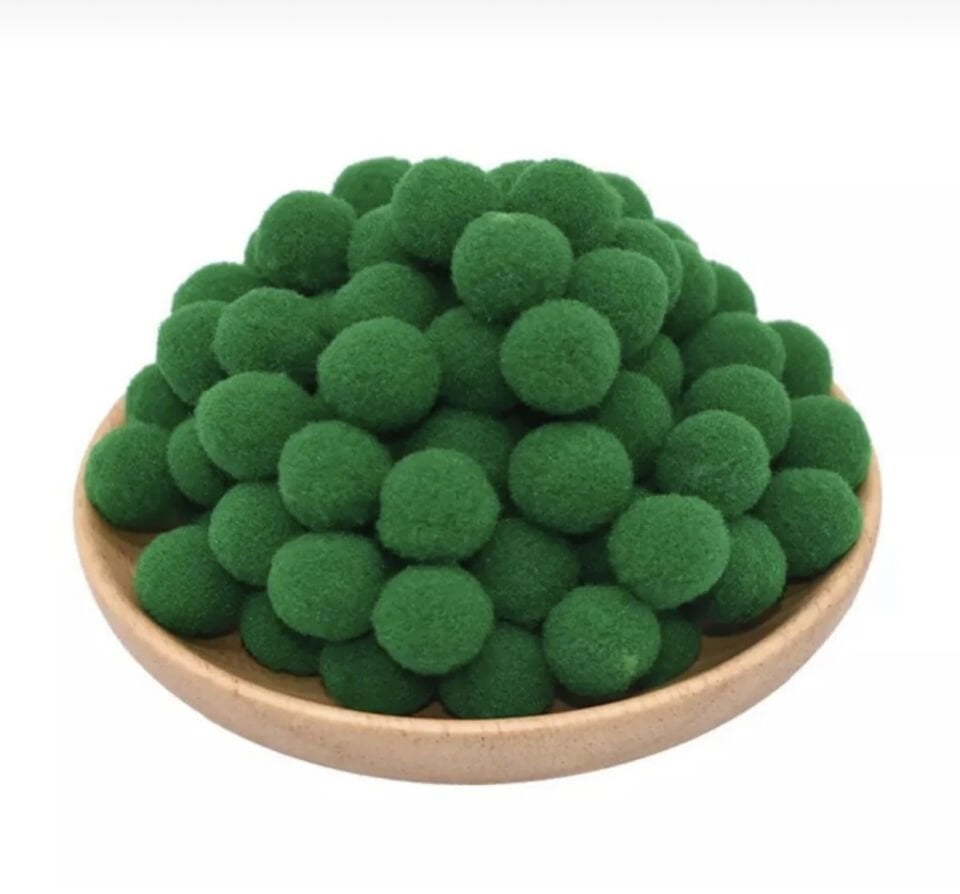 Koyu Yeşil 2 cm Peluş Ponpon 100’lü Paket – El İşi ve Süsleme Malzemesi ürünü