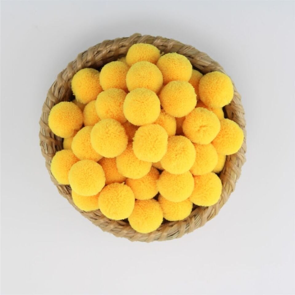 2 cm Yün Ponpon 100’lü Paket – El İşi, Hobi ve Süsleme Malzemesi ürün