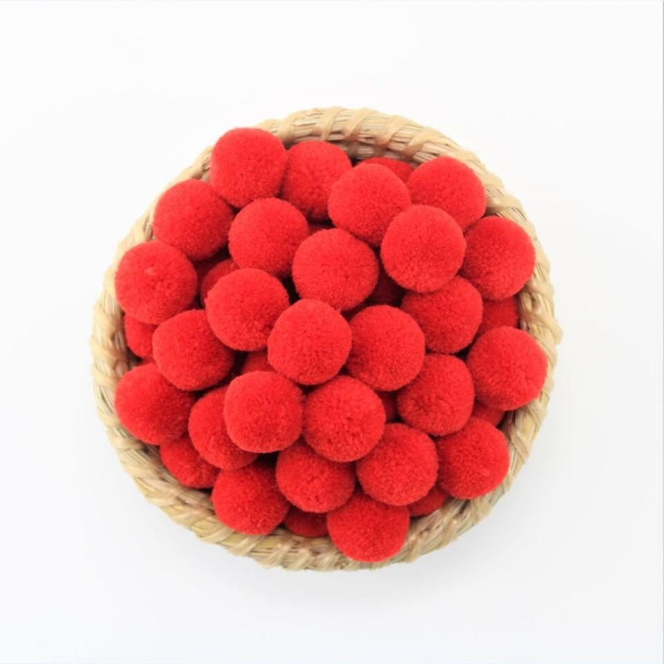 2 cm Yün Ponpon 100’lü Paket – El İşi, Hobi ve Süsleme Malzemesi ürün