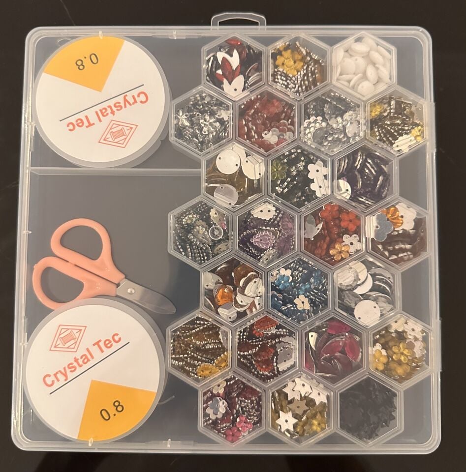 Petek Bölmeli Pul & Kristal Boncuk Takı Yapım Seti – Payet, Metal & Aksesuarlar